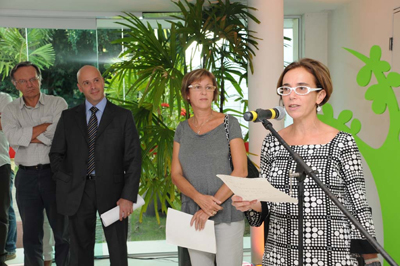 Público confere a abertura da exposição Evolução e Natureza Tropical no Museu da Vida