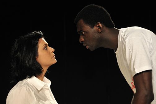 Pesquisa em seres humanos é tema de peça no Museu da Vida