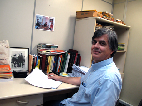 Pesquisador quer ampliar diálogo com médicos e sanitaristas ao divulgar contrastes e semelhanças entre sistemas públicos de saúde do Brasil e de outros países da América Latina