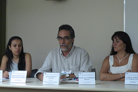 COC debate gestão documental em instituições de saúde no simpósio do Conarq