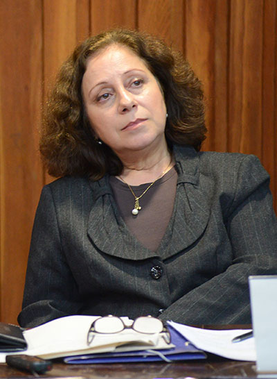 Forças Armadas devem abrir seus arquivos sobre a ditadura, defende Denise Assis