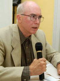 Luiz Antonio de Castro Santos: “Nosso grande problema na saúde coletiva é o esquecimento da história”